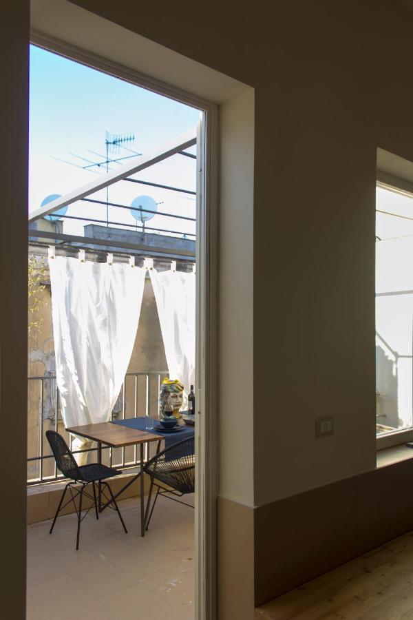Schiara Apartment Napels Buitenkant foto