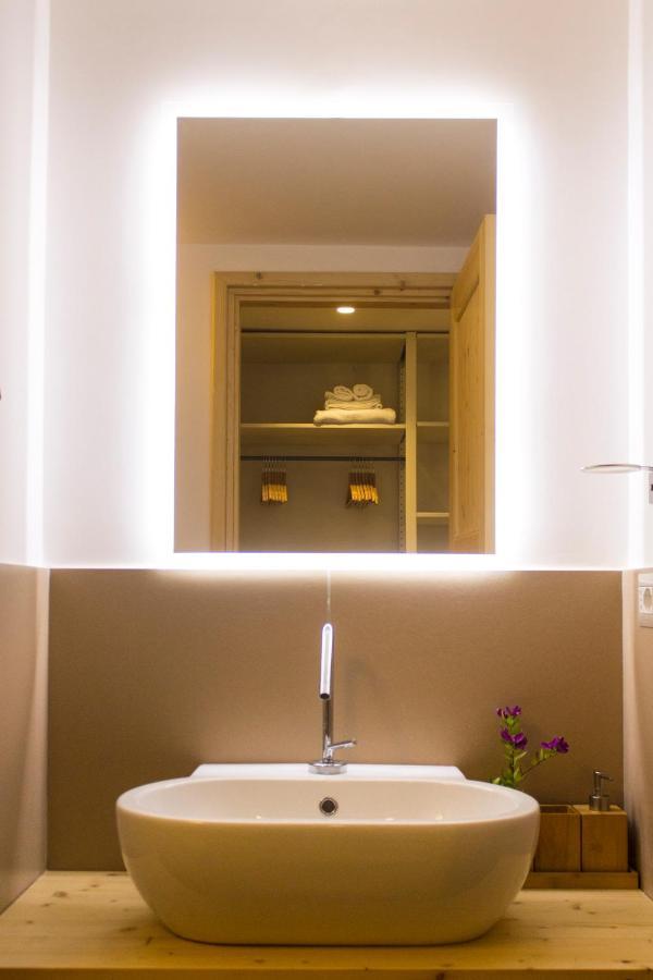 Schiara Apartment Napels Buitenkant foto